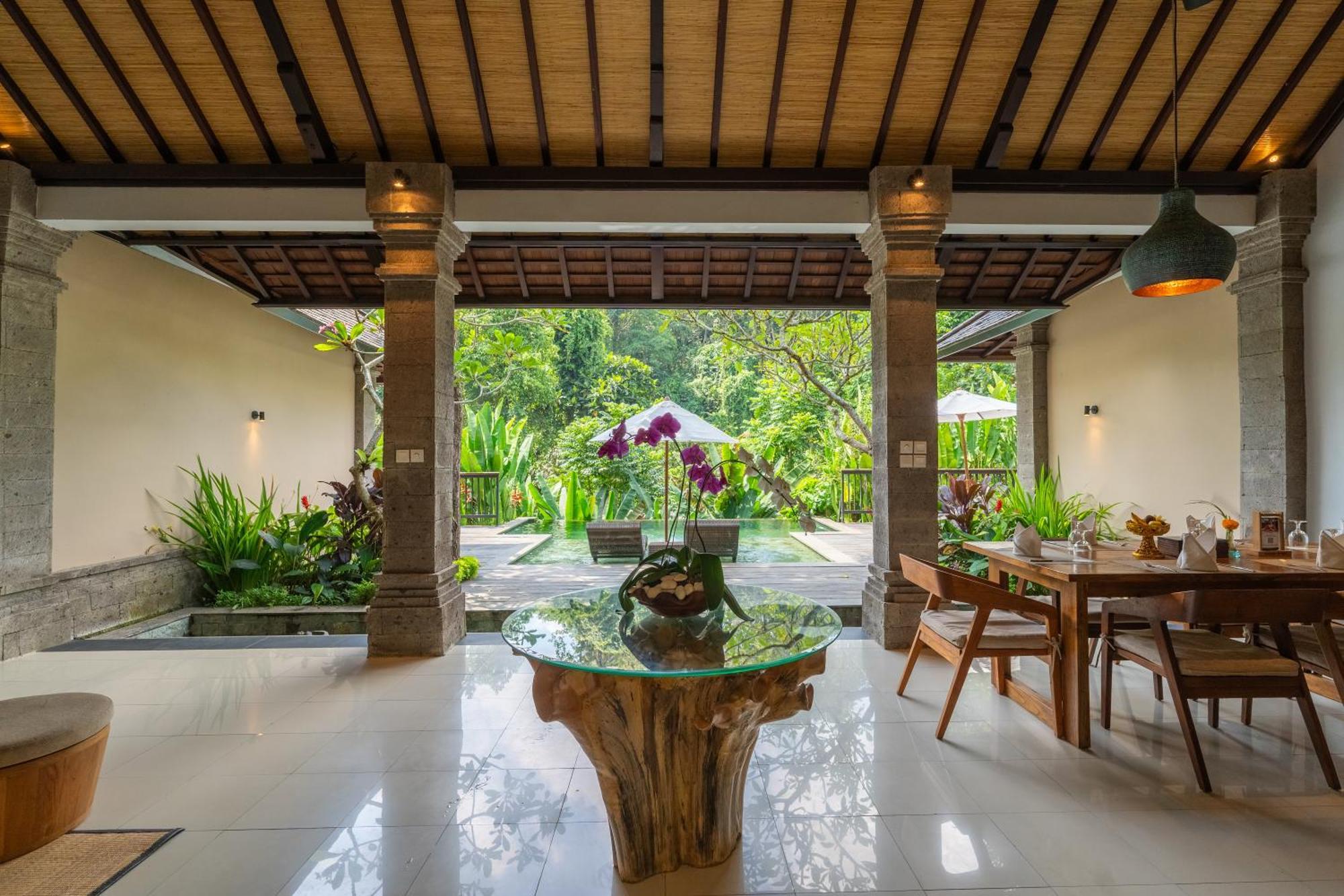 The Lokha Ubud Resort, Villas & Spa Exteriör bild